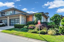 3881 Cates Landing Way North Vancouver, BC V7G 0A6