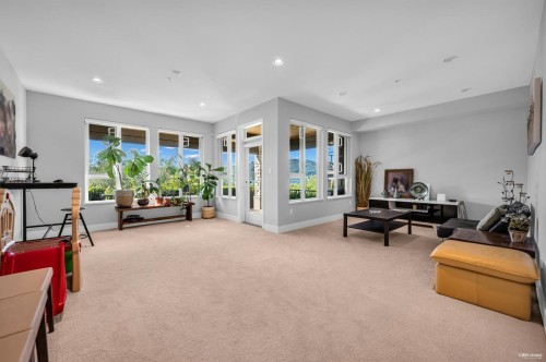3881 Cates Landing Way, North Vancouver, BC 