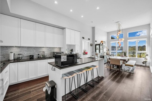 3881 Cates Landing Way, North Vancouver, BC 