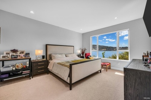 3881 Cates Landing Way, North Vancouver, BC 