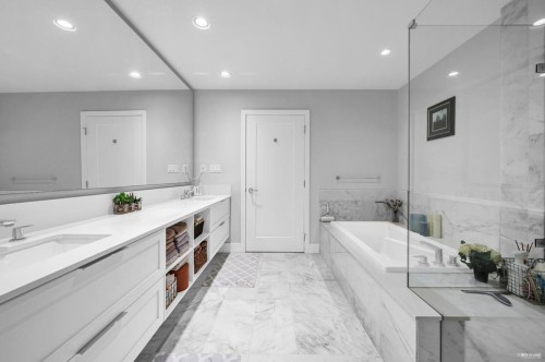 3881 Cates Landing Way, North Vancouver, BC 