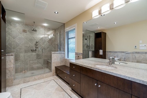 1542 Chartwell Drive, West Vancouver, BC 