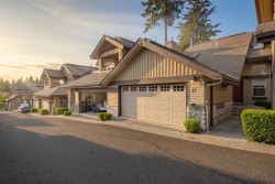 21-1550 Larkhall Crescent  North Vancouver, BC V7H 2Z2