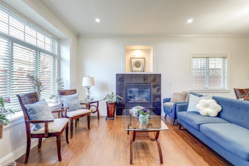 7448 17Th Avenue, Burnaby, BC 