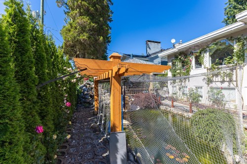 731 Gatensbury Street, Coquitlam, BC 