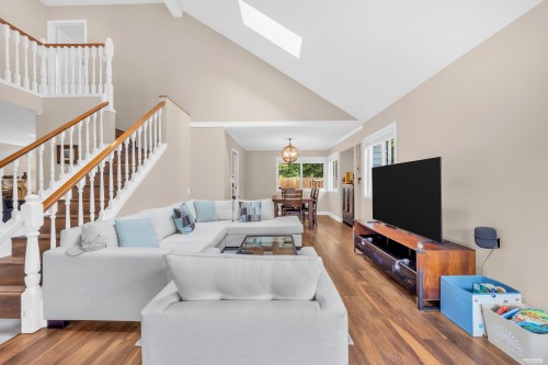 1318 Mclellan Drive, Coquitlam, BC 