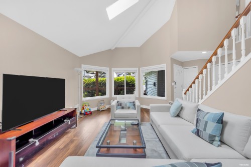 1318 Mclellan Drive, Coquitlam, BC 