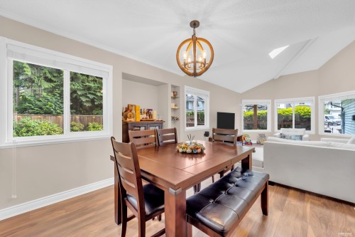 1318 Mclellan Drive, Coquitlam, BC 
