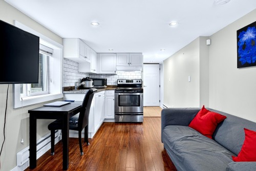 369 Mundy Street, Coquitlam, BC 