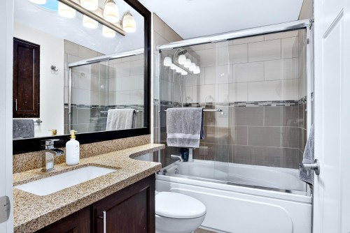 369 Mundy Street, Coquitlam, BC 