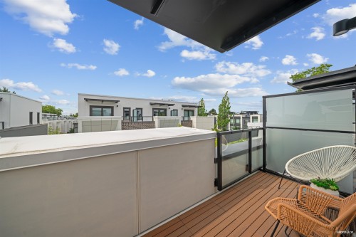 6292 Oak Street, Vancouver, BC 