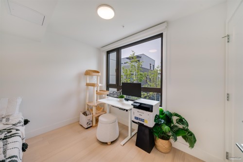 6292 Oak Street, Vancouver, BC 