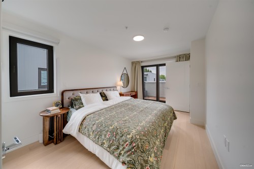 6292 Oak Street, Vancouver, BC 