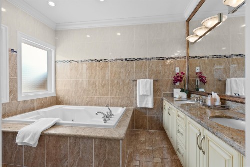 8811 Minler Road, Richmond, BC 