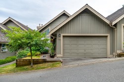 113-1465 Parkway Boulevard  Coquitlam, BC V3E 3E6