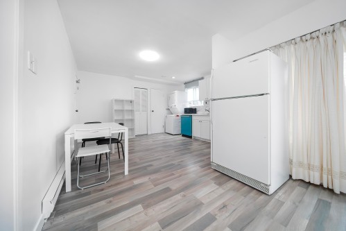 7111 Cavelier Court, Richmond, BC 