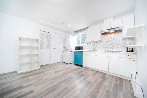 7111 Cavelier Court, Richmond, BC 