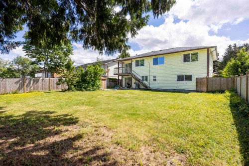 7111 Cavelier Court, Richmond, BC 