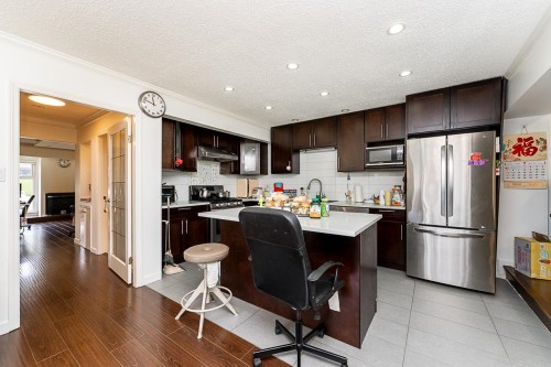 7920 Frobisher Drive, Richmond, BC - Indoor Photo Showing Kitchen