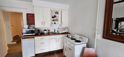 2635 7Th Avenue W, Vancouver, BC 
