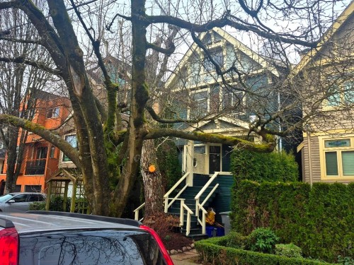 2635 7Th Avenue W, Vancouver, BC 