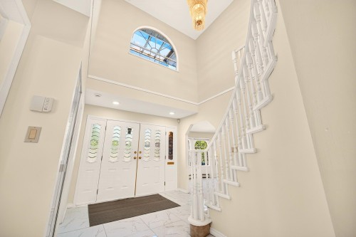 7275 Victoria Drive, Vancouver, BC 