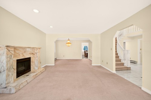 7275 Victoria Drive, Vancouver, BC 
