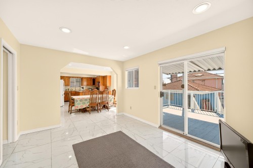 7275 Victoria Drive, Vancouver, BC 