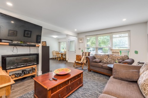 2031 Manning Avenue, Port Coquitlam, BC 