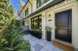 5743 St George Street  Vancouver, BC V5W 2Y4