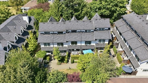 5743 St George Street, Vancouver, BC 