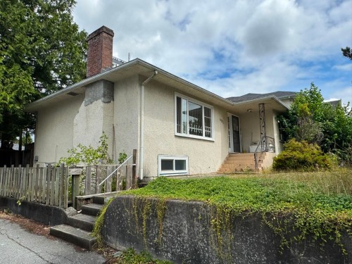 481 40Th Avenue W, Vancouver, BC 