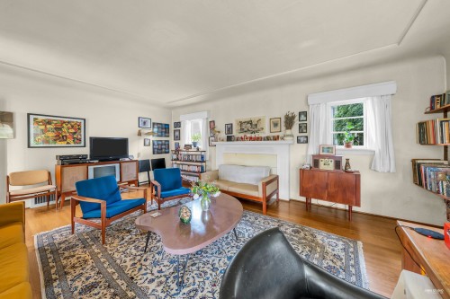 2245 22Nd Avenue W, Vancouver, BC 