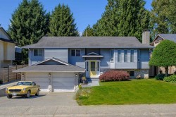 21159 Douglas Avenue Maple Ridge, BC V4R 2H7