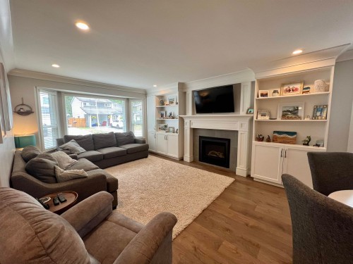 1253 Bluff Drive, Coquitlam, BC 