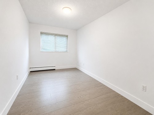 123-8051 Ryan Road, Richmond, BC - Indoor Photo Showing Other Room