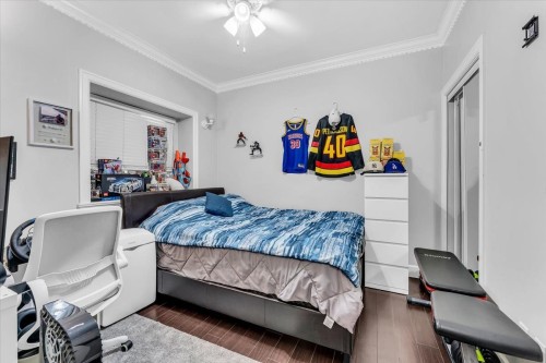 546 44Th Street E, Vancouver, BC 