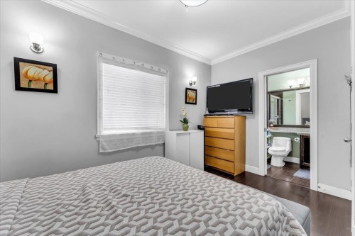 546 44Th Street E, Vancouver, BC 