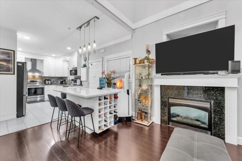 546 44Th Street E, Vancouver, BC 