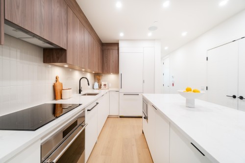 104-1550 3Rd Avenue E, Vancouver, BC 