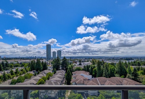 1707-7088 18Th Avenue, Burnaby, BC 