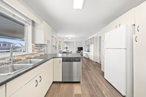 6800 Grant Place, Burnaby, BC 