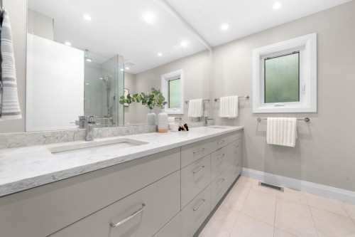 1776 Medwin Place, North Vancouver, BC 