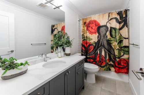 1674 Evelyn Street, North Vancouver, BC 