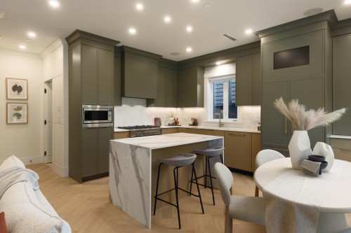 1-258 19 Avenue E, Vancouver, BC 