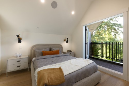 1-258 19 Avenue E, Vancouver, BC 