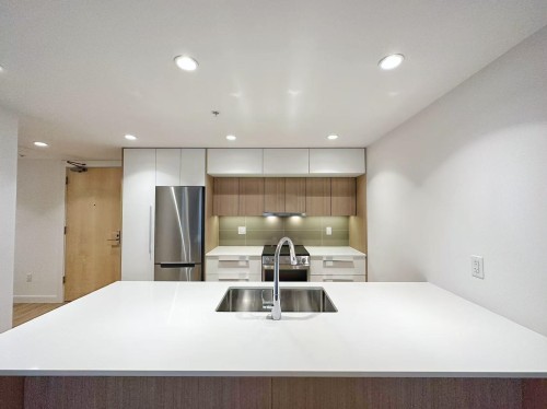4Xx-9888 University Crescent, Burnaby, BC 