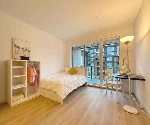 4Xx-9888 University Crescent, Burnaby, BC 