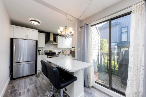 3132 Lonsdale Avenue, North Vancouver, BC 