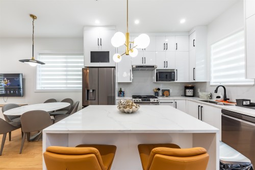 2975 42Nd Avenue E, Vancouver, BC 